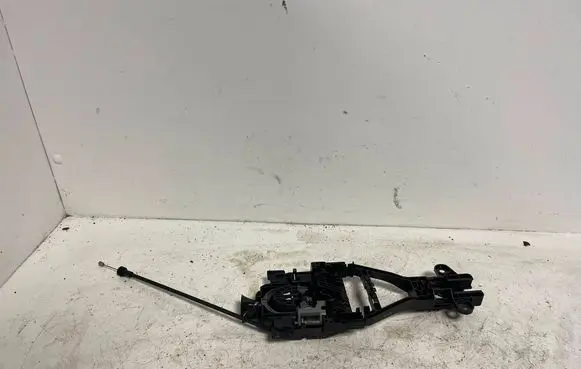 Volvo S60 Front door exterior handle/bracket 31276168 31276169