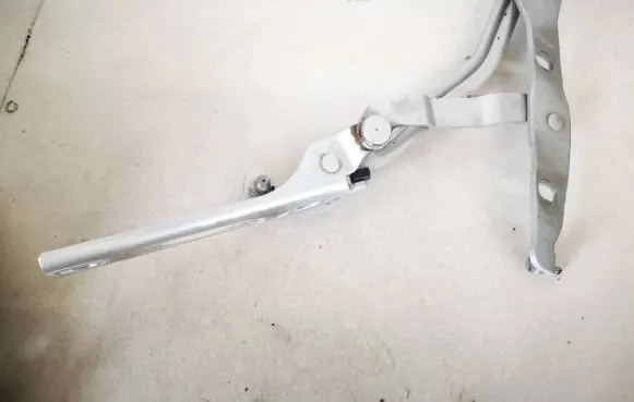 Opel Vectra C Tailgate/trunk/boot hinge 09177083
