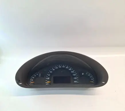 Mercedes-Benz C W203 Speedometer (instrument cluster) A2035403911