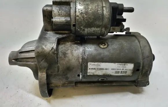 Ford Focus Starter motor AV6N11000GC