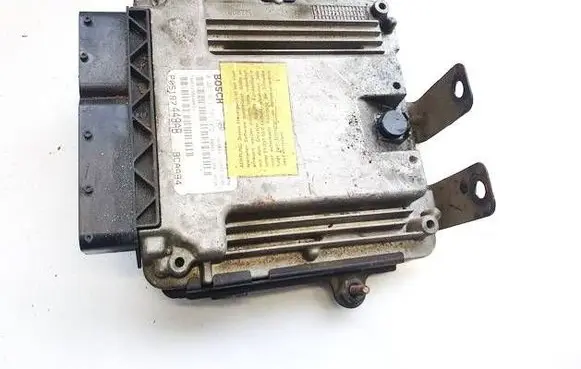 Dodge Caliber Engine control unit/module 0281013693 P05187449AB