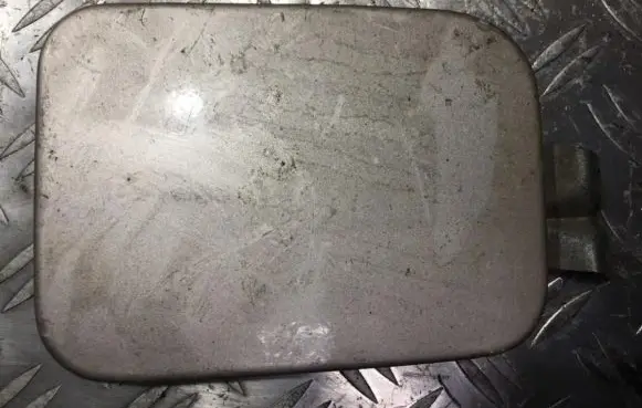 Mazda 323 Fuel tank cap