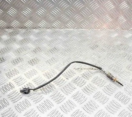 BMW 4 F32 F33 Oil temperature sensor 8509963 2656002781