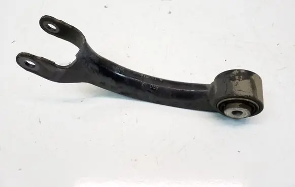 Chrysler 200 Rear upper control arm/wishbone