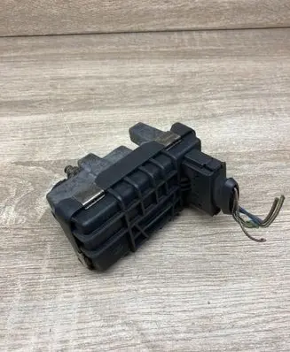 Audi A6 S6 C6 4F Turbine electric control actuator 6NW009483