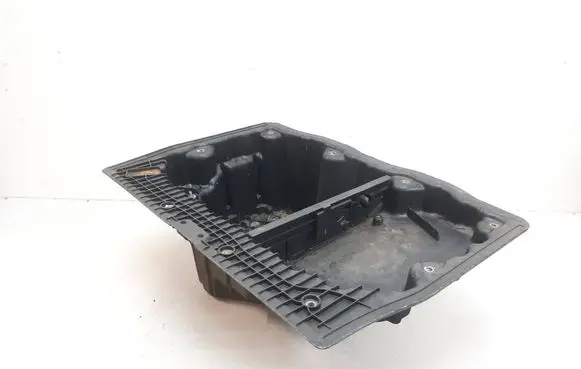 BMW 1 E82 E88 Battery box tray 7166854 51717166854