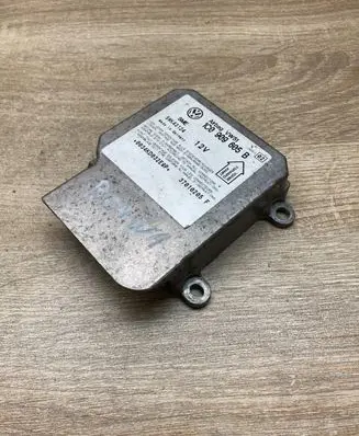 Volkswagen PASSAT B5.5 Airbag control unit/module 1C0909605B 5WK43124
