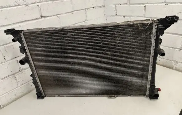 Mercedes-Benz B W246 W242 Coolant radiator A2465001403