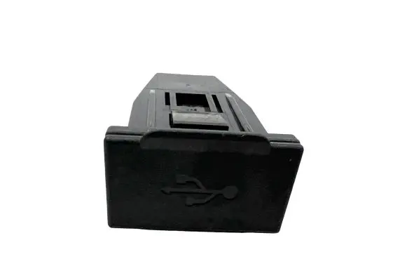 Peugeot 4008 USB socket connector K141301