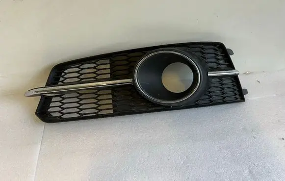 Audi A6 S6 C7 4G Front fog light trim/grill 4G0807681AG
