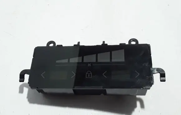 Volvo XC60 Air conditioner control unit module 31674024