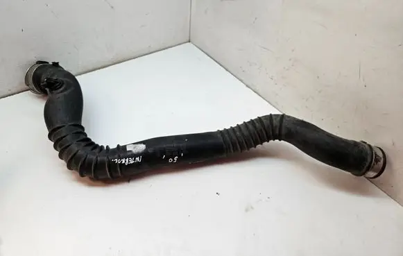 Intercooler hose/pipe