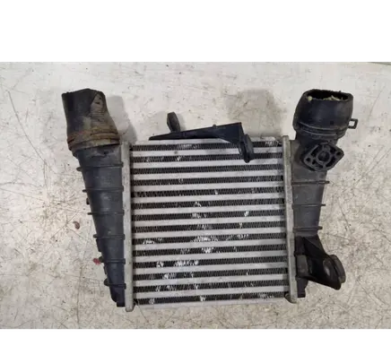 Skoda Fabia Mk2 (5J) Intercooler radiator 6Q0145804G 880648MA IA1428
