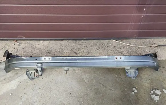Mercedes-Benz Vaneo W414 Front bumper cross member