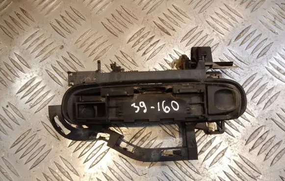 Audi A6 S6 C6 4F Front door exterior handle/bracket 4F0837885 39160