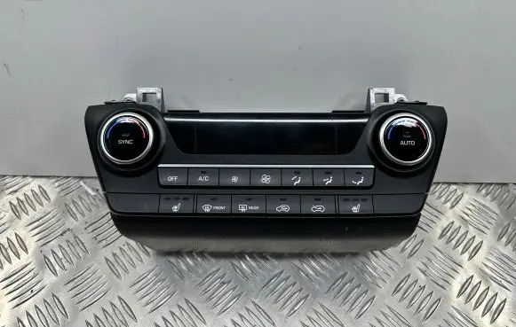 Hyundai Tucson TL Climate control unit 97250D7JD0