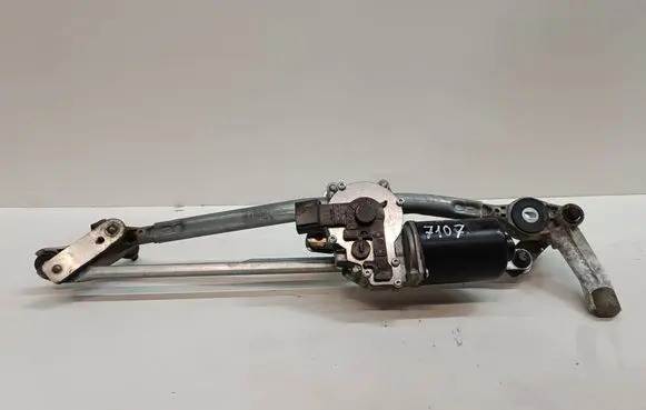 BMW 3 E90 E91 Front wiper linkage and motor 697826301