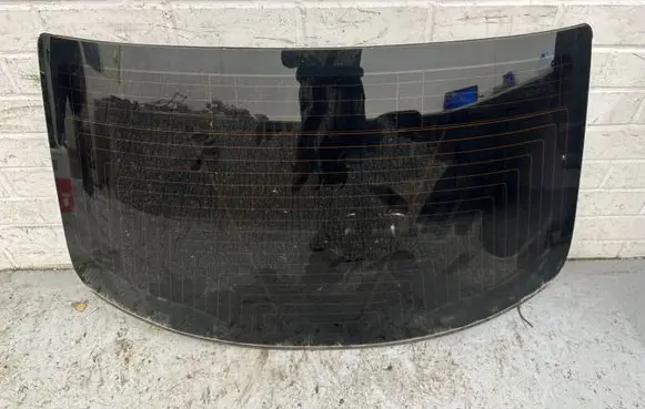 Maserati Ghibli Rear windscreen/windshield window 