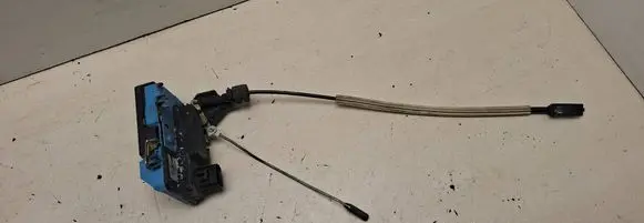 Volvo S60 Front door lock