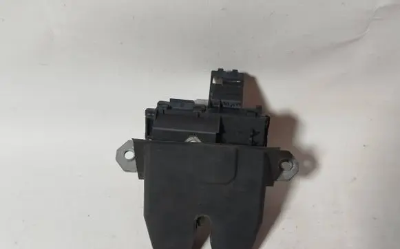 Ford Mondeo MK IV Tailgate/trunk/boot lock/catch/latch 8M51R442A66