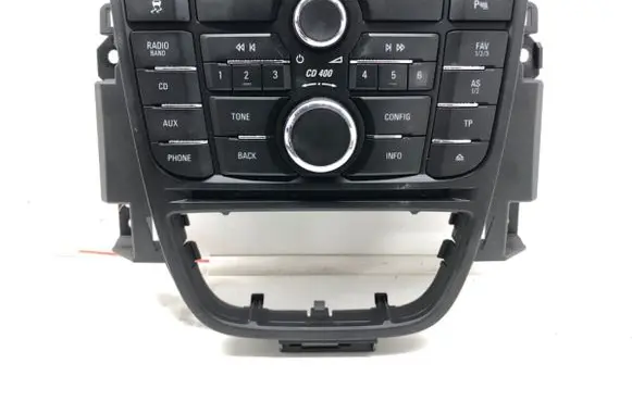 Head unit multimedia control