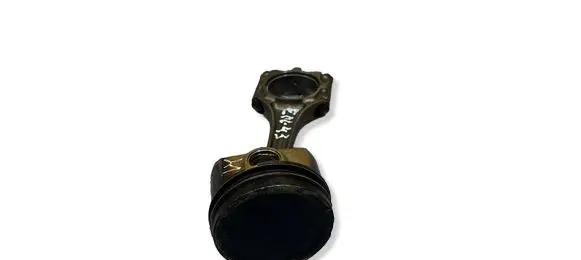 Audi TT Mk1 Piston with connecting rod 0E027B