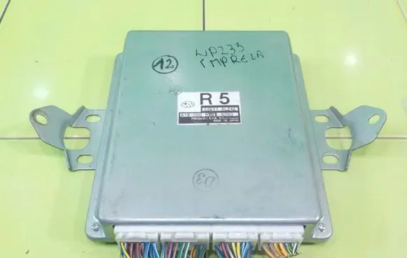 Subaru Impreza II Central body control module 22611AL242 WP233