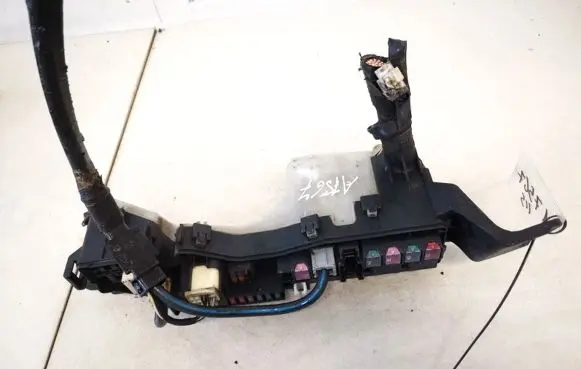 Toyota Corolla Verso E121 Fuse box set