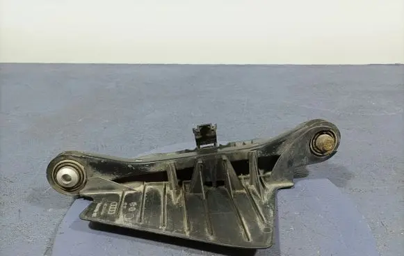 Audi A8 S8 D2 4D Rear control arm 4N0505425