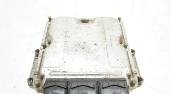 Renault Laguna II Engine control unit/module 0281010556