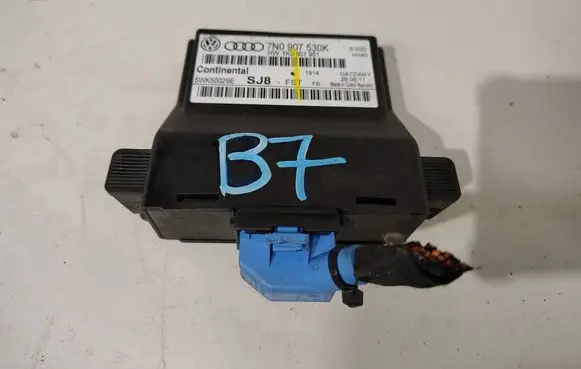 Volkswagen PASSAT B7 Gateway control module 7N0907530K