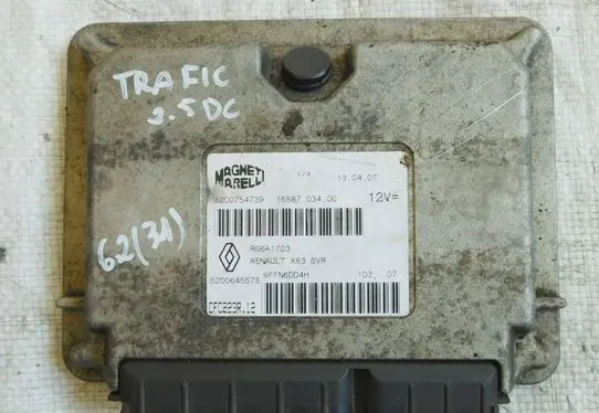 Renault Trafic II (X83) Gearbox control unit/module 8200754739 RG6A1703 8200645578