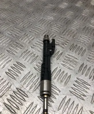 BMW 3 F30 F35 F31 Glow plug 7639994 10213541