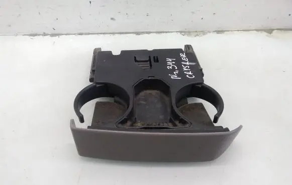 Cup holder front
