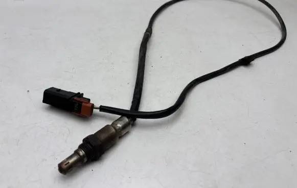 Volkswagen PASSAT B8 Lambda probe sensor 04L906262