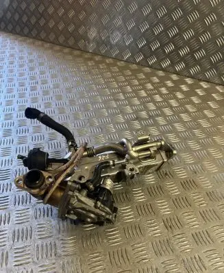 BMW X4 F26 EGR valve 8513132 8518202