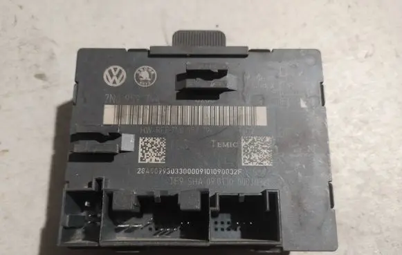 Skoda Superb B6 (3T) Door control unit/module 7N0959794