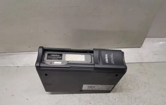 Peugeot 607 CD/DVD changer 9655801380