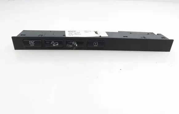 BMW X3 E83 Central console control unit 3415617