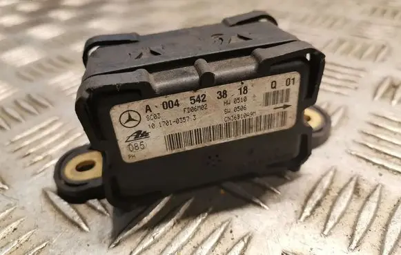 Mercedes-Benz R W251 Yaw turn rate sensor 0045423818