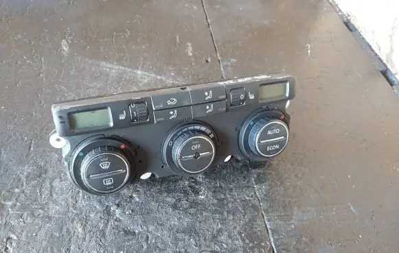 Volkswagen Golf V Climate control unit 1K0907044AC