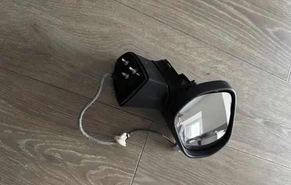 Ford Puma Coupe wind mirror (mechanical) E8048814
