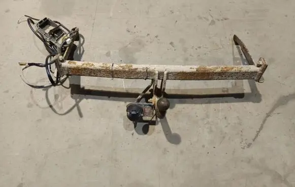Toyota Corolla Verso E121 Tow bar set 