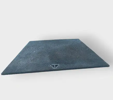 Mercedes-Benz W123 Trunk/boot floor carpet liner 1236800102