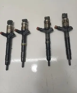 Toyota Land Cruiser (J120) Fuel injectors set 2367030010
