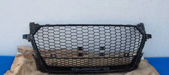 Audi TT TTS RS Mk3 8S Front grill 8S0853653A