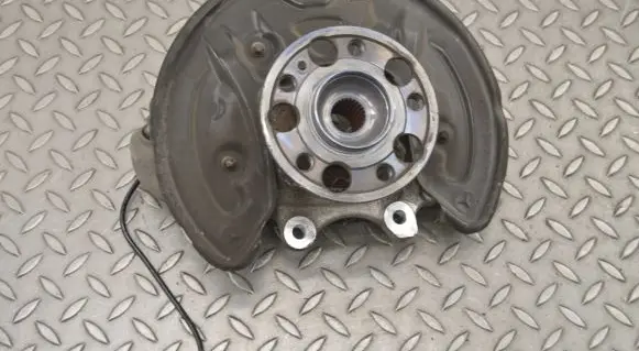 Mercedes-Benz E W238 Rear wheel hub