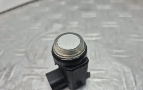 Chrysler 300 - 300C Parking PDC sensor 5HX08WS2AA 0263003258