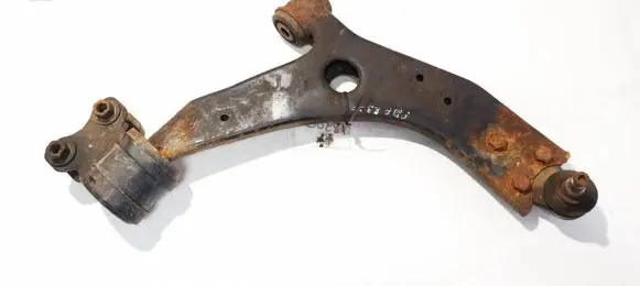 Volvo V50 Front lower control arm/wishbone
