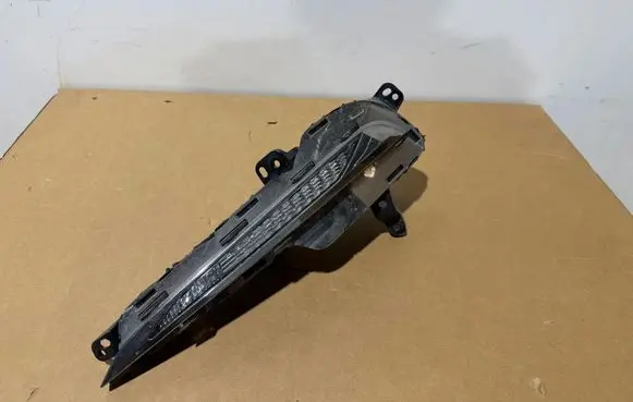 Peugeot 308 Front indicator light 9818538580